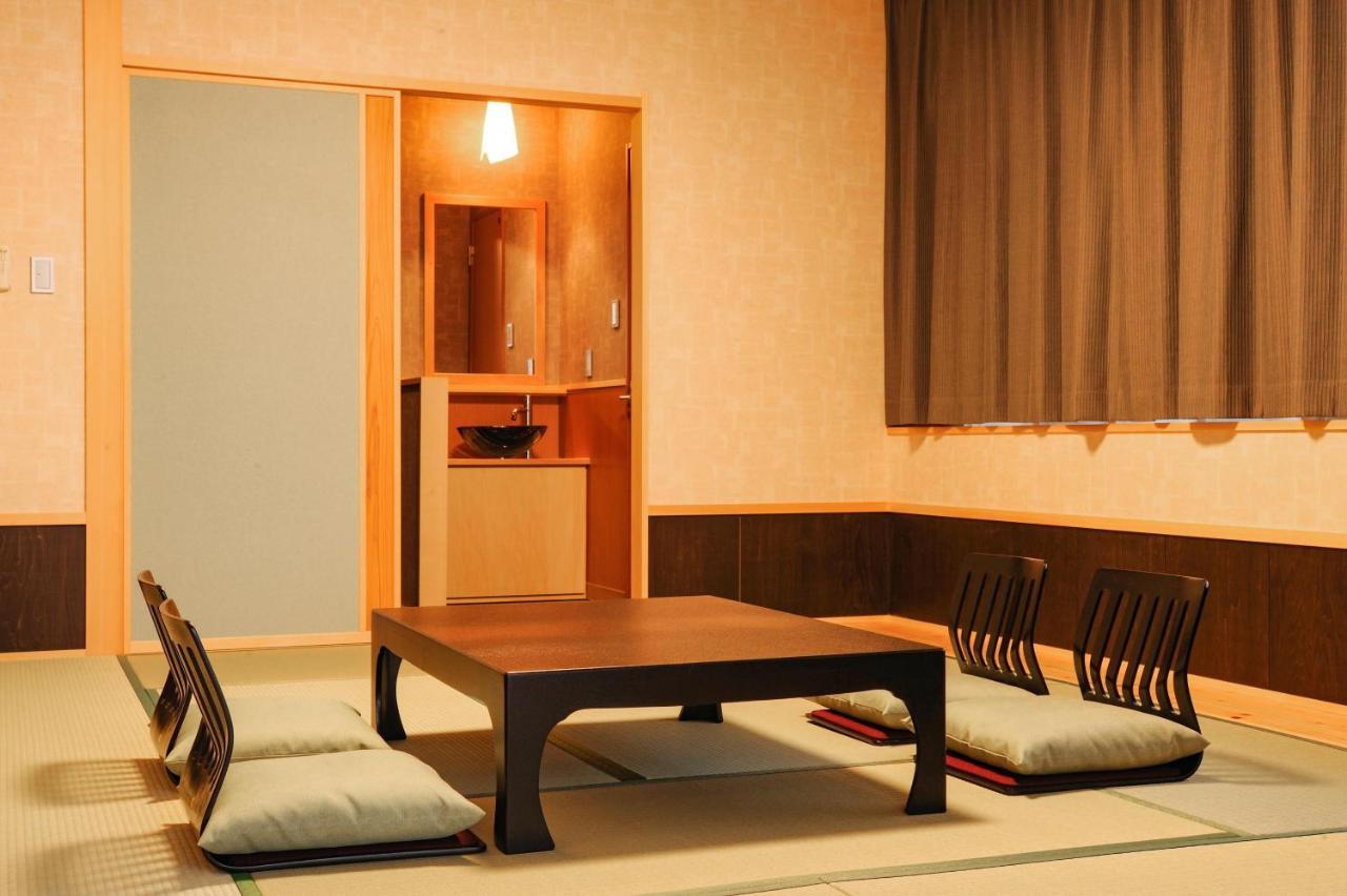 מלון Ooedo Onsen Monogatari Urayasu Mangekyo מראה חיצוני תמונה